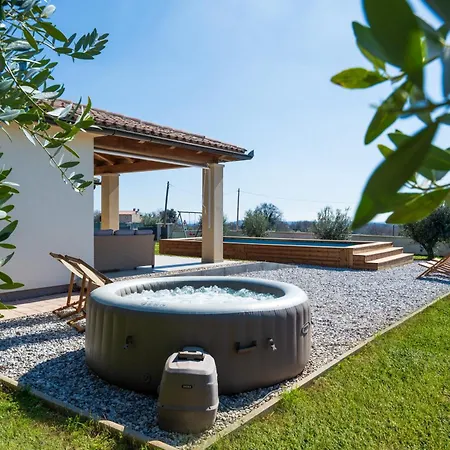 House Mauro Сasa de vacaciones Ližnjan