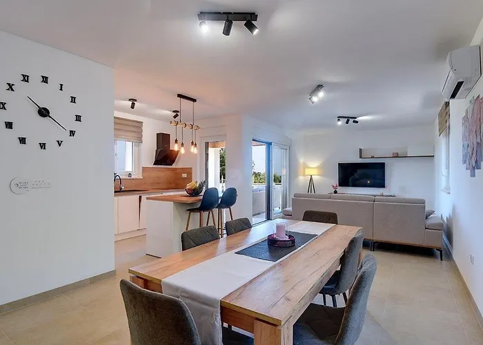 House Mauro 펜션 *